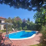 Vila Sunny Boutique *